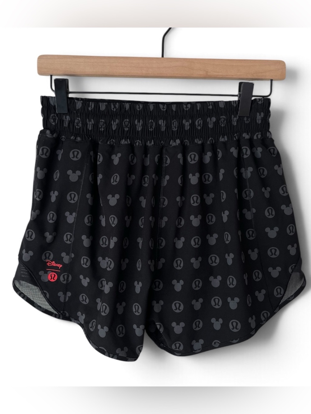 Lululemon x Disney RARE hotty hot high rise shorts black Mickey 4 tall